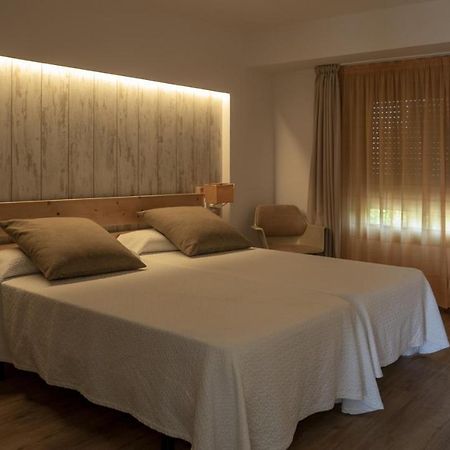 Hotel Royal Brooks Chandīgarh Zewnętrze zdjęcie