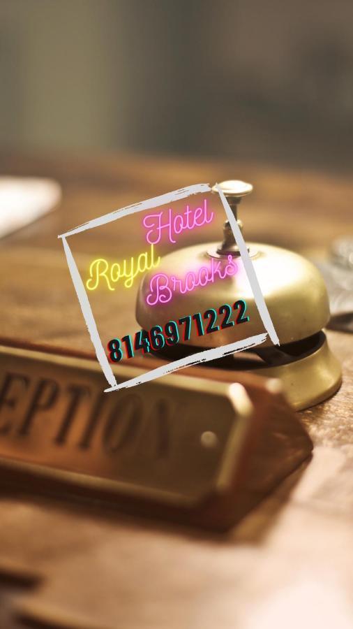 Hotel Royal Brooks Chandīgarh Zewnętrze zdjęcie